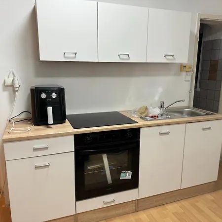 Old House Pod Pohorjem 马里博尔